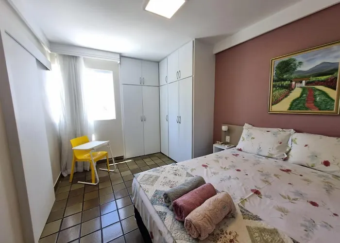 Apartamento De 3 Quartos A 100 Metros Da Praia De Boa Viagem