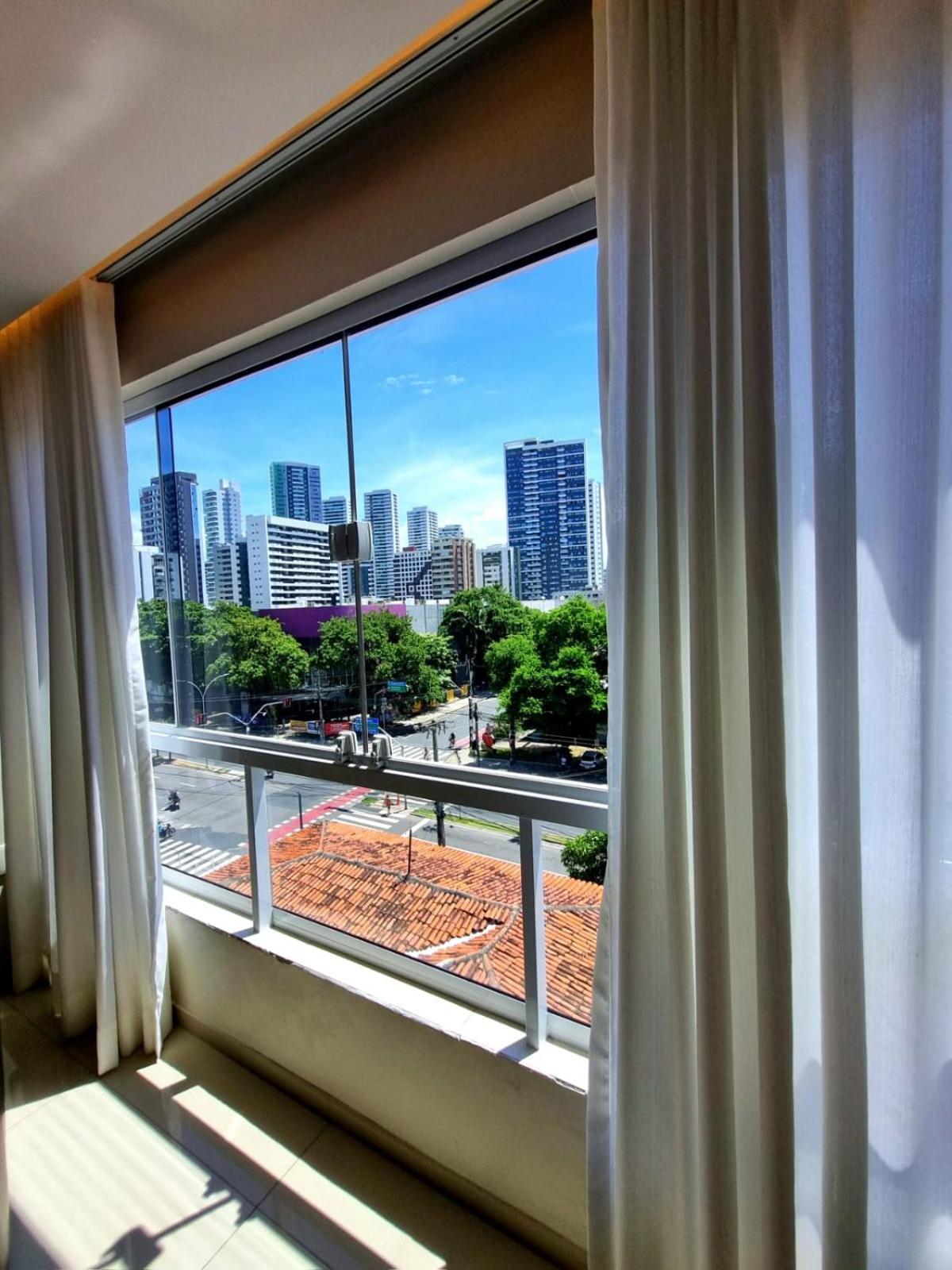 De 3 Quartos A 100 Metros Da De Boa Viagem