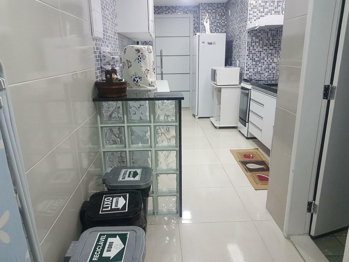 De 3 Quartos A 100 Metros Da De Boa Viagem Recife