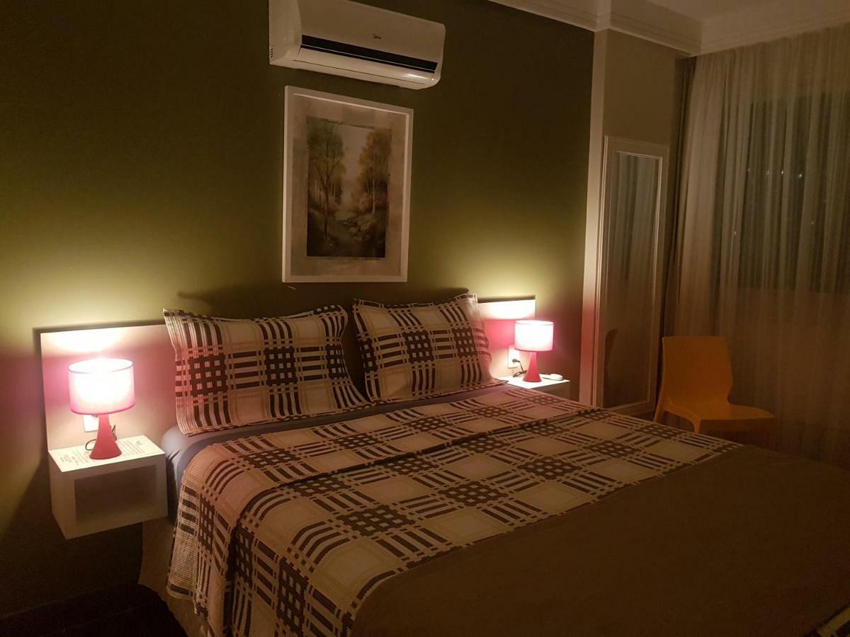 De 3 Quartos A 100 Metros Da De Boa Viagem Apartment *