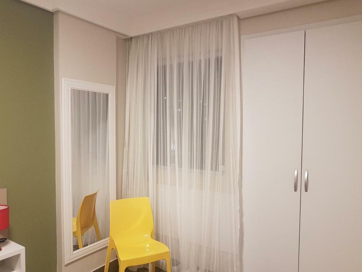 De 3 Quartos A 100 Metros Da De Boa Viagem
