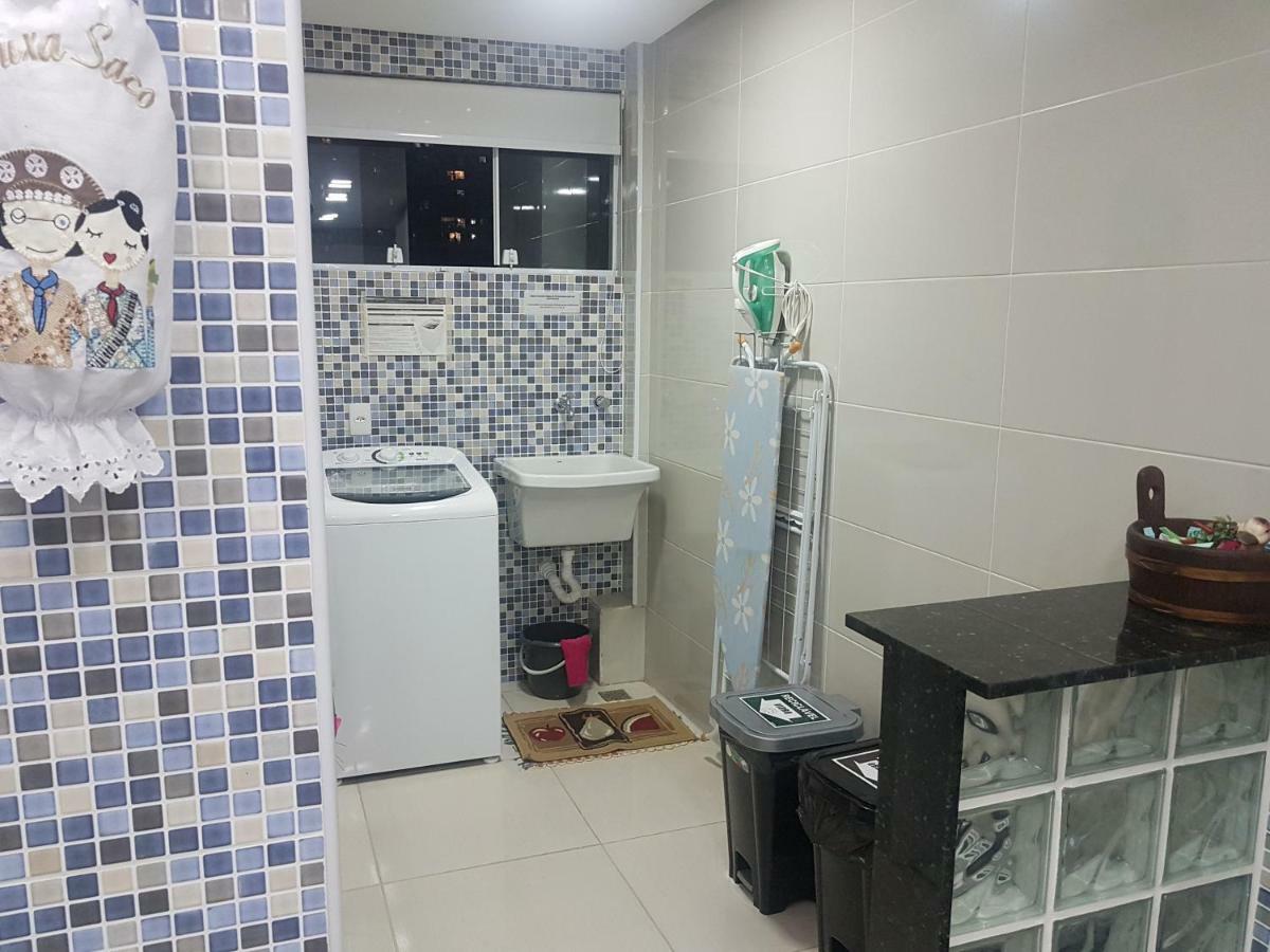 De 3 Quartos A 100 Metros Da De Boa Viagem Recife